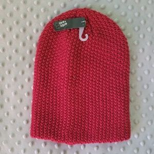 Maroon beanie